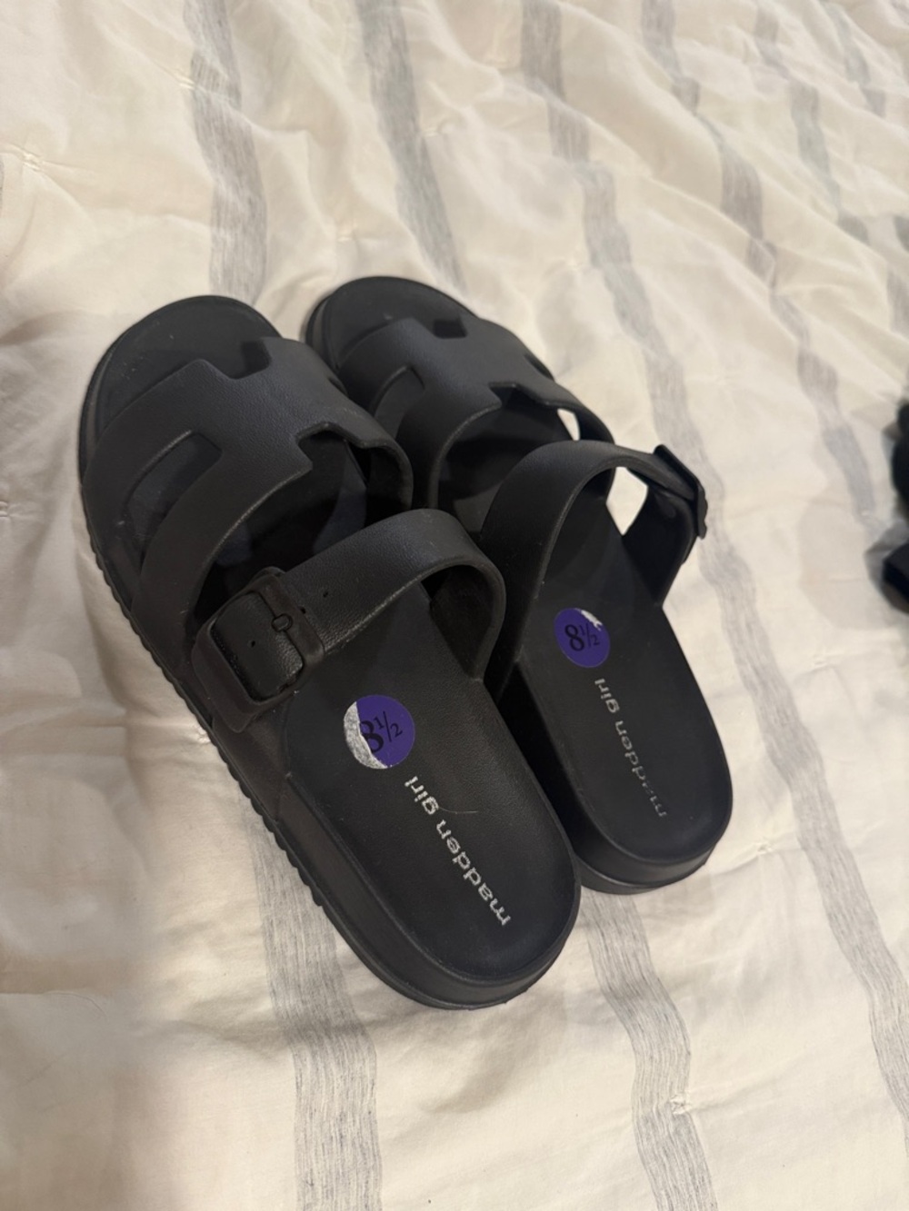 Madden Girl women’s Black Buckle Slide sandals